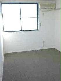 Living and room. 2F living room