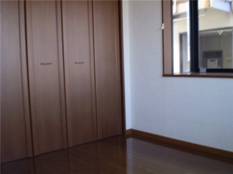 Other room space. Western-style 4.5 Pledge