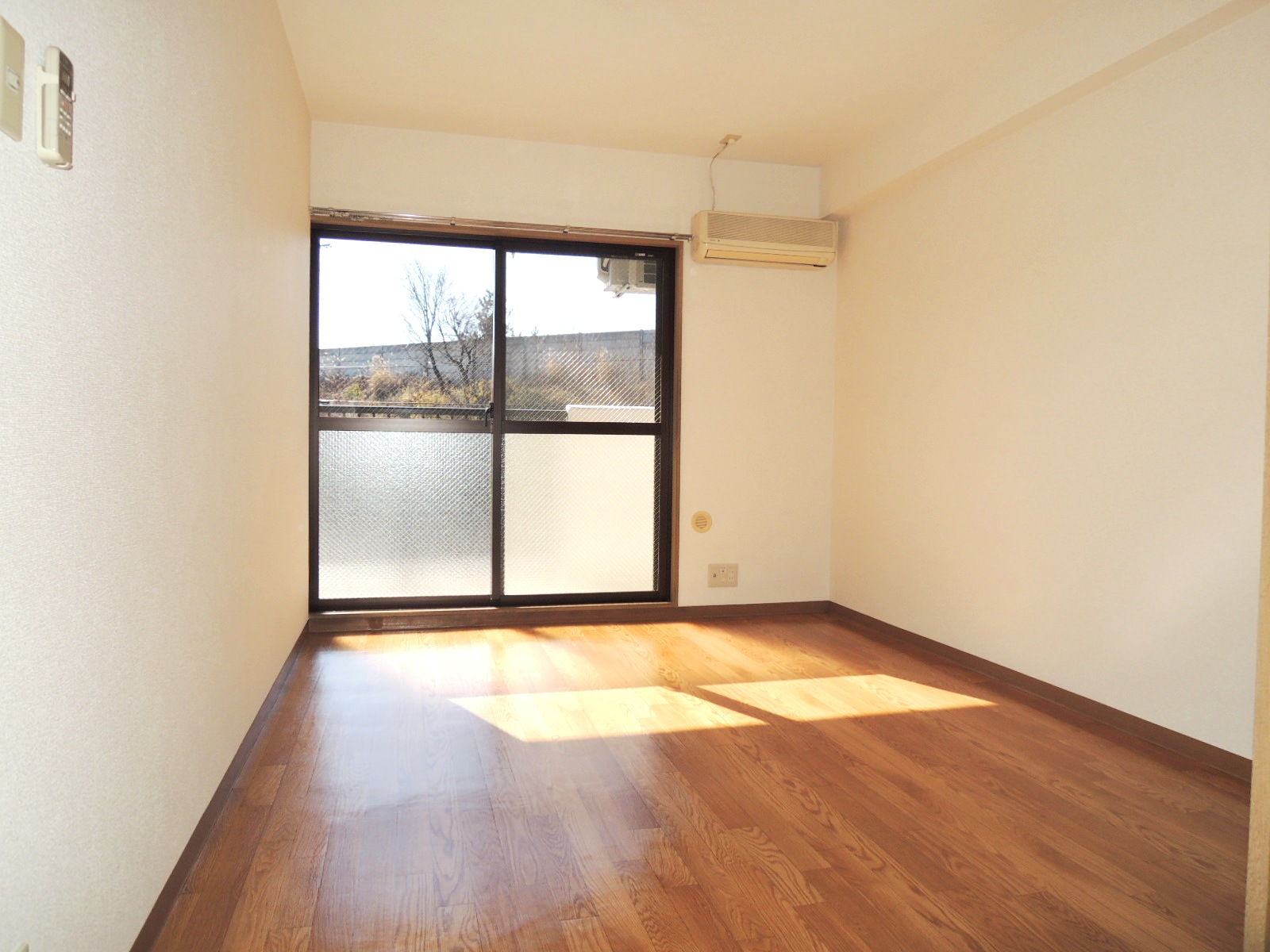 Other room space. Western-style room 1