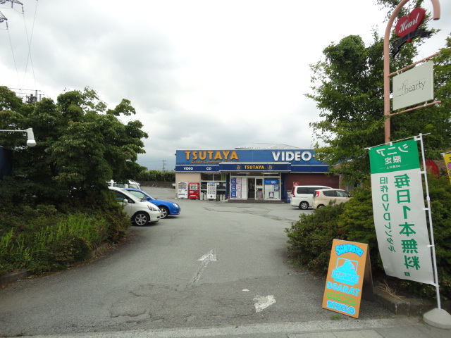Rental video. TSUTAYA Kawaguchiko store 1001m up (video rental)