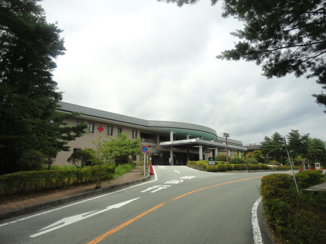 Hospital. 1038m to Yamanashi Red Cross Hospital (Hospital)