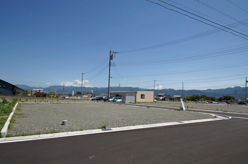 Local photos, including front road